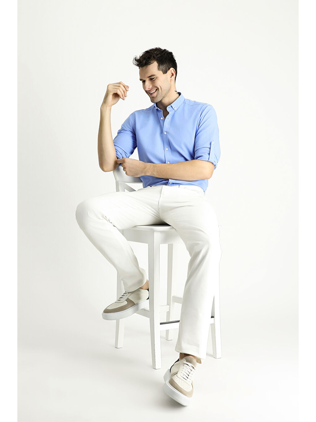 Mavi Uzun Kol Relax Fit Rahat Kesim Keten Görünümlü Pamuk Düğmeli Yaka %100 Pamuk Gömlek