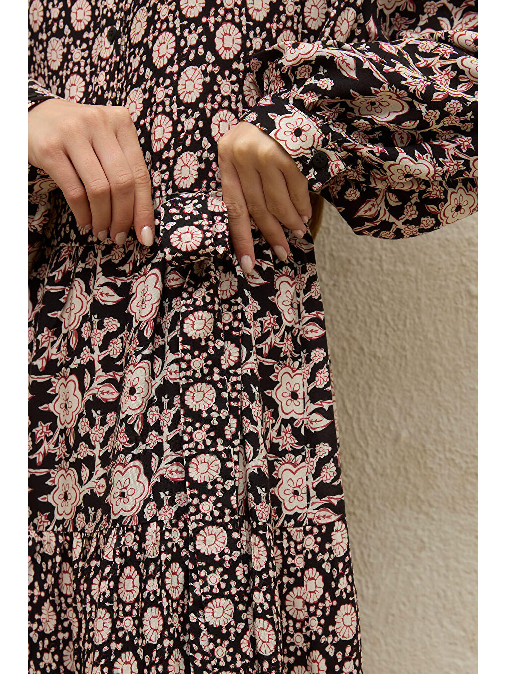 Kahverengi Desenli Katlı Viskon Elbise Gaıa-7