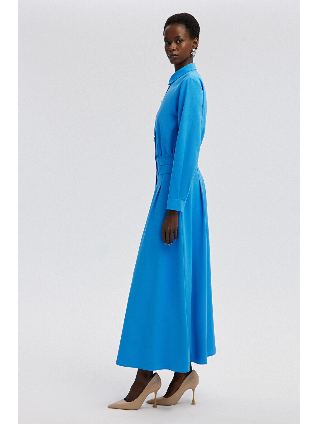 Mavi Düğme Detaylı Pileli Keten Elbise-2