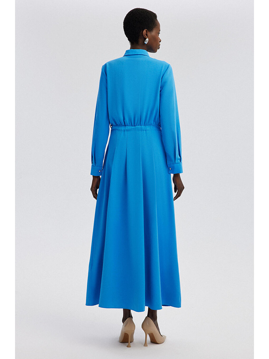 Mavi Düğme Detaylı Pileli Keten Elbise-3