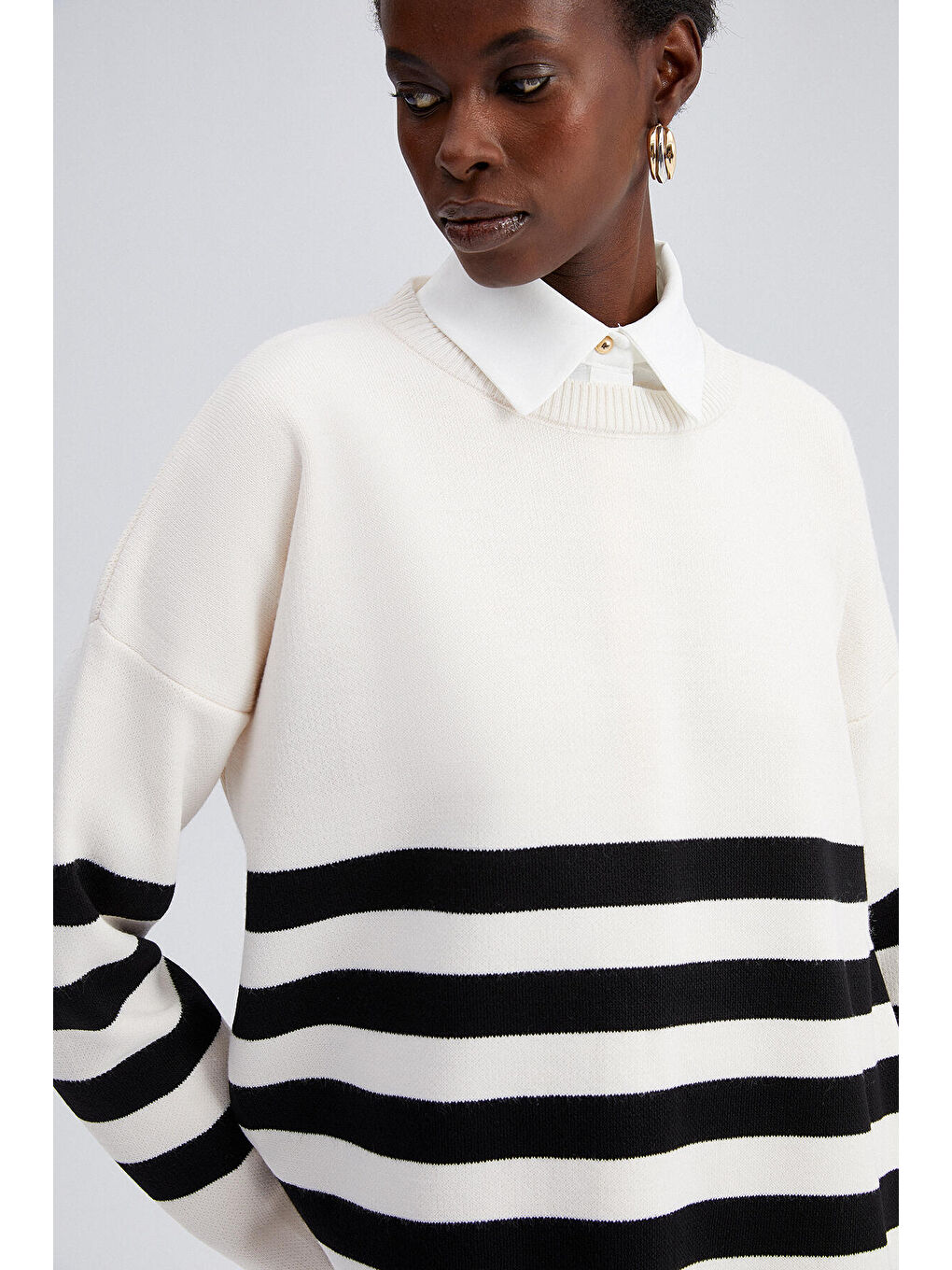 Beyaz Çizgili Triko Tunik-3