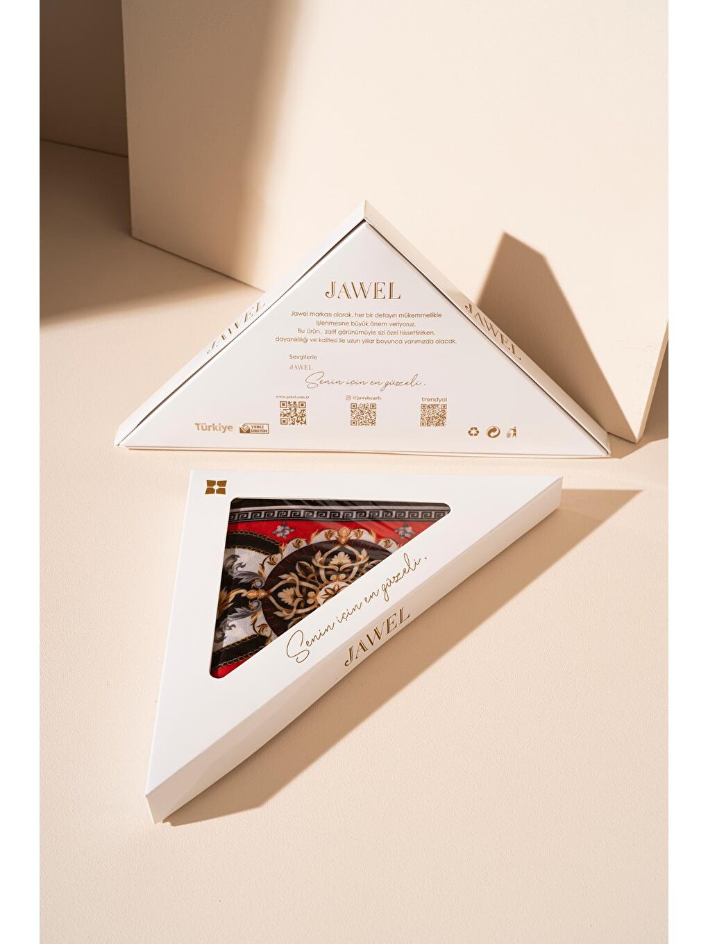 Kırmızı Kadın Etnik Desen Soft Şal Mylasa-1