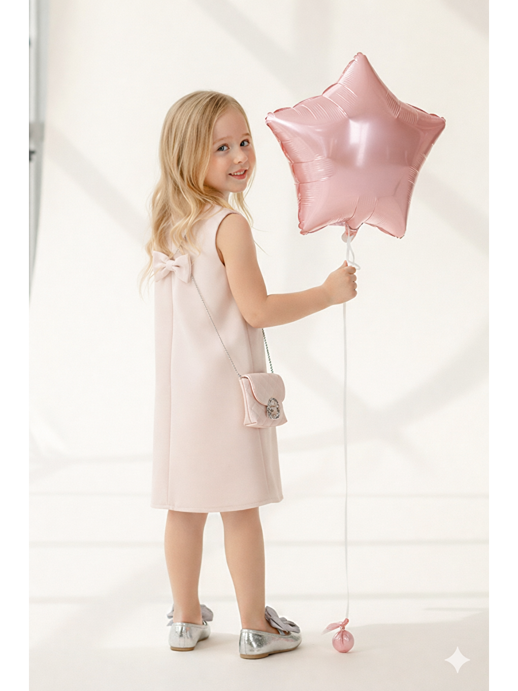 Pembe Kız Çocuk Saten Kumaş Astarlı Çantalı Elbise-1