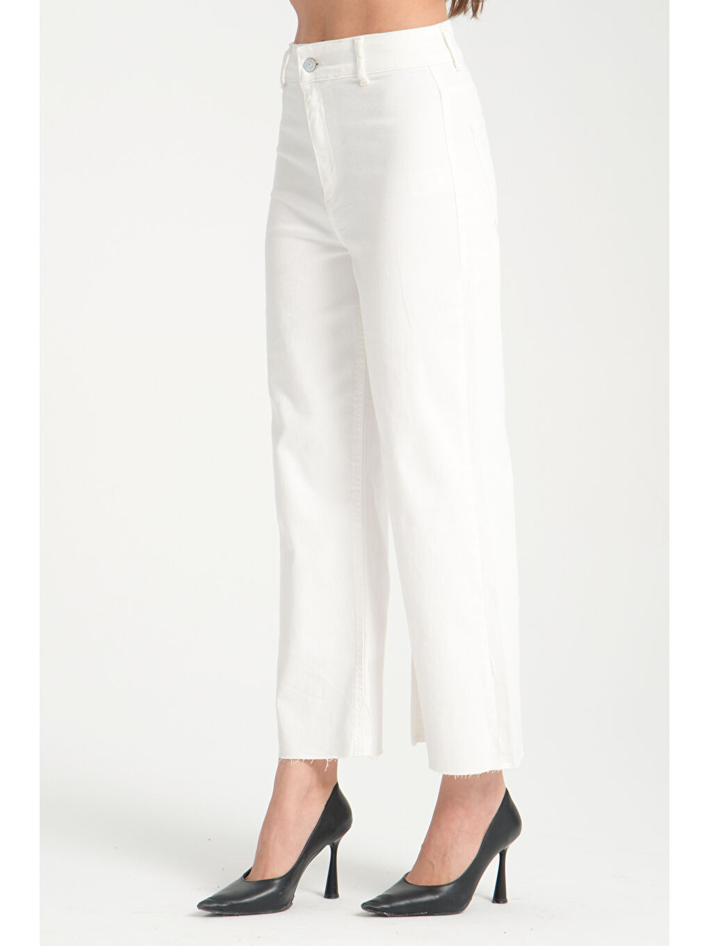 Beyaz Kadın Bol Paça Denim Pantolon 6663-4