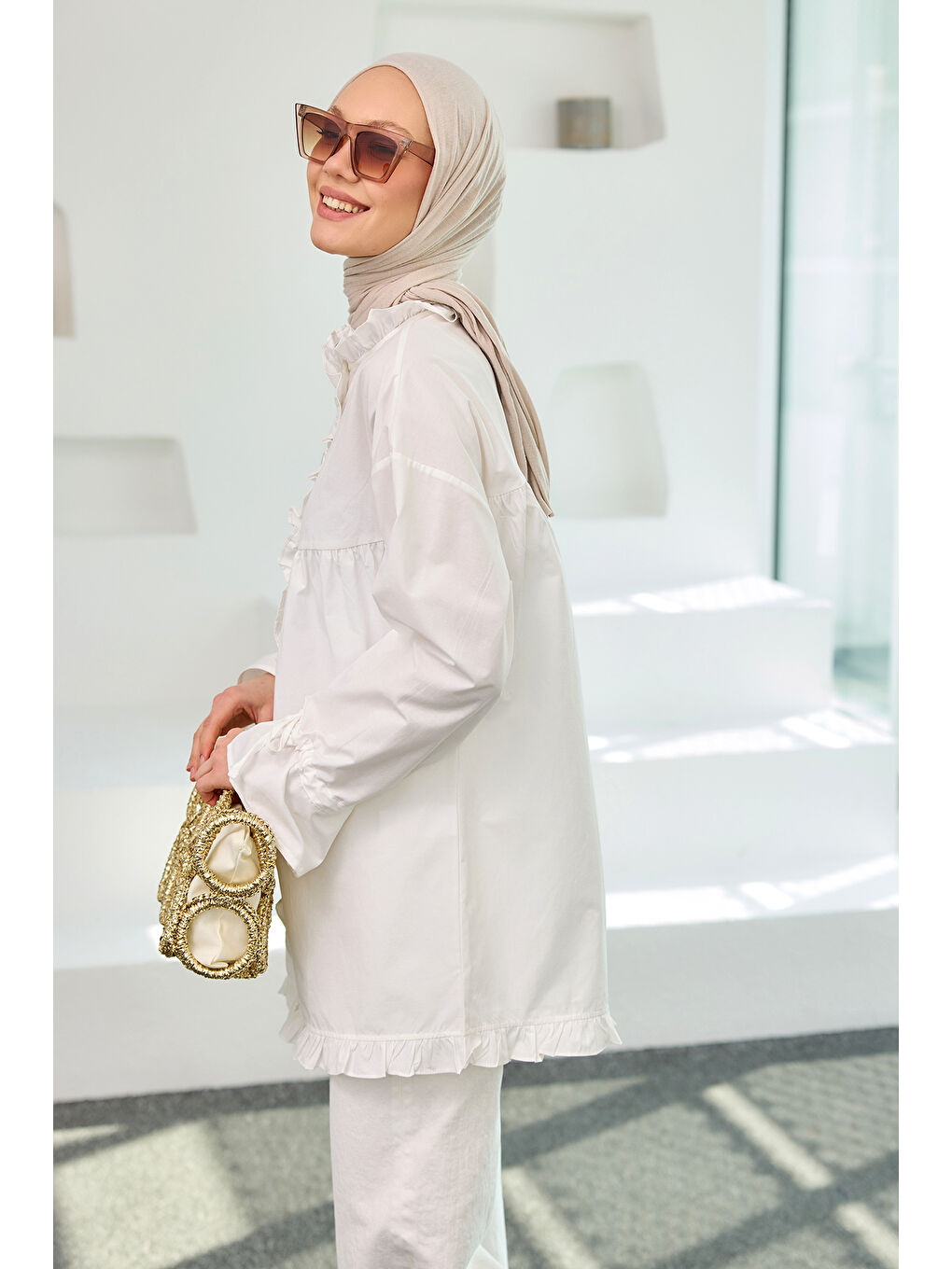 Kadın Fırfır Detaylı Gömlek Beyaz-2