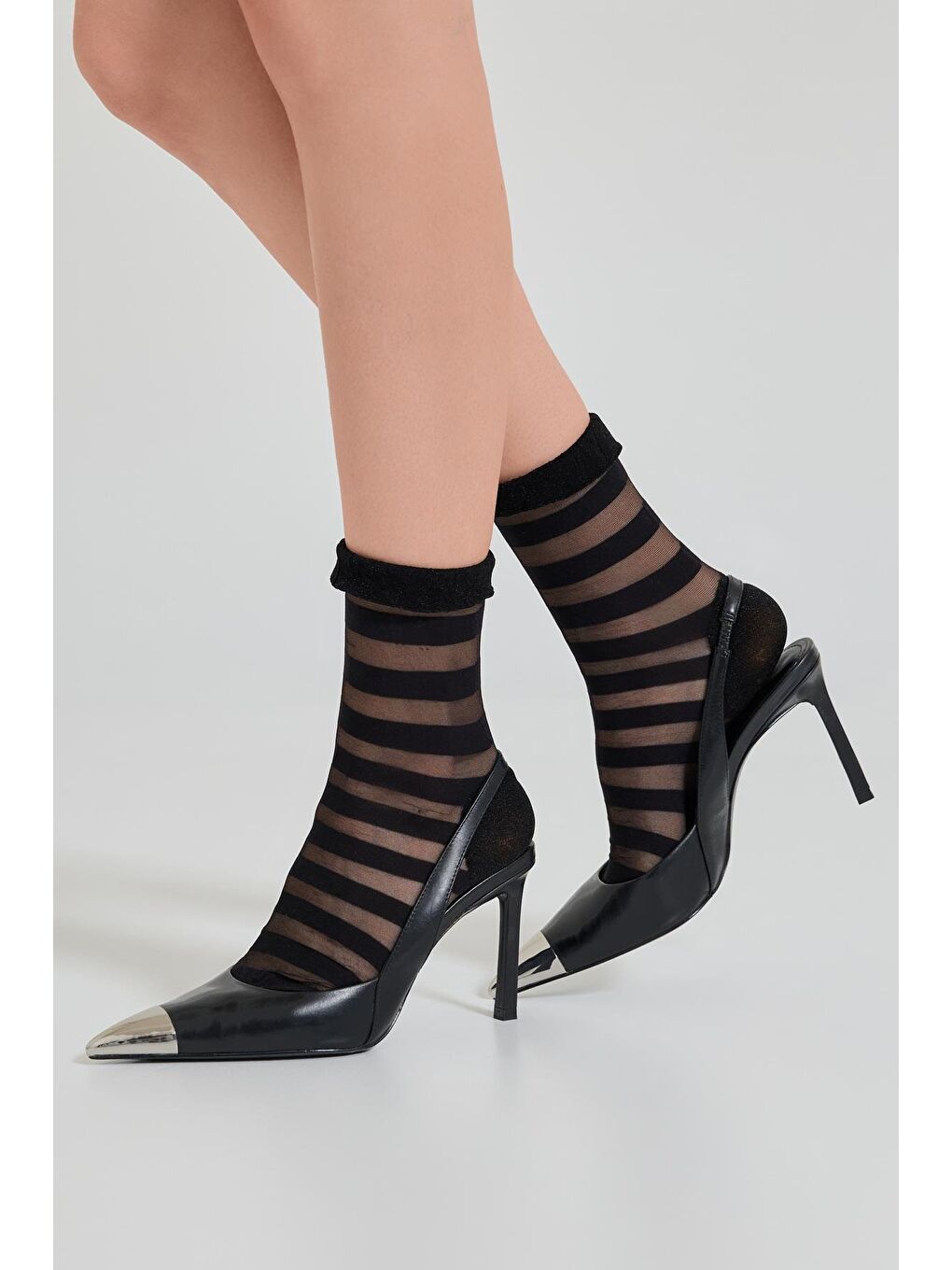 Kadın Şerit Desenli İnce Soket Çorap Siyah-1