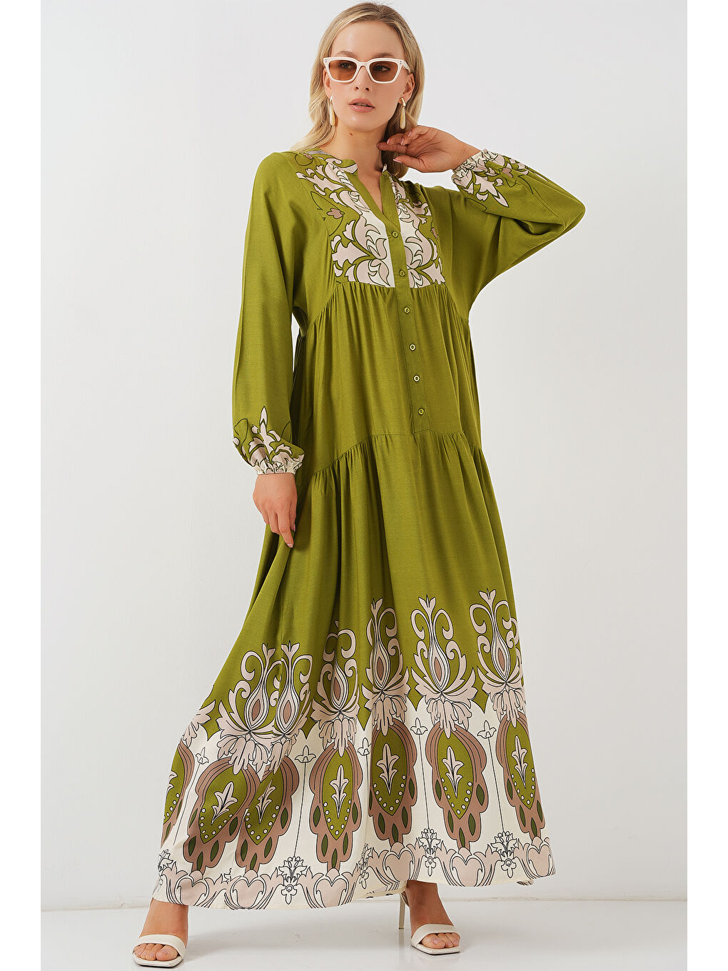 2423 Otantik Desenli Tesettür Elbise - Çağla Yeşili