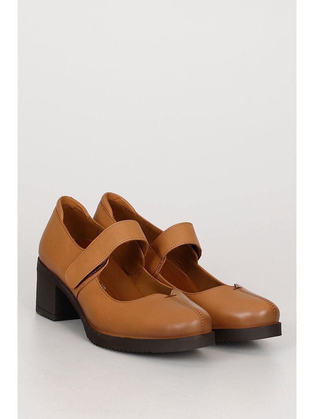 Kahverengi TABA-KAHVERENGİ  Hakiki Deri Yuvarlak Burun Orta Topuklu Kadın Ayakkabı 24229-1