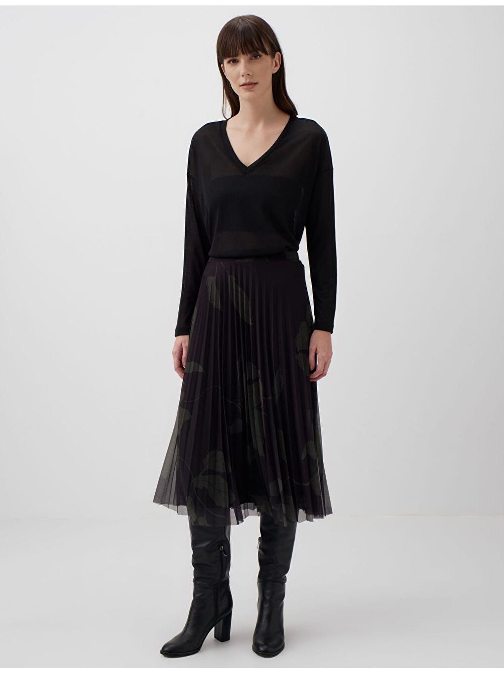 Siyah Çiçek Desenli Piliseli Mesh Midi Etek-1