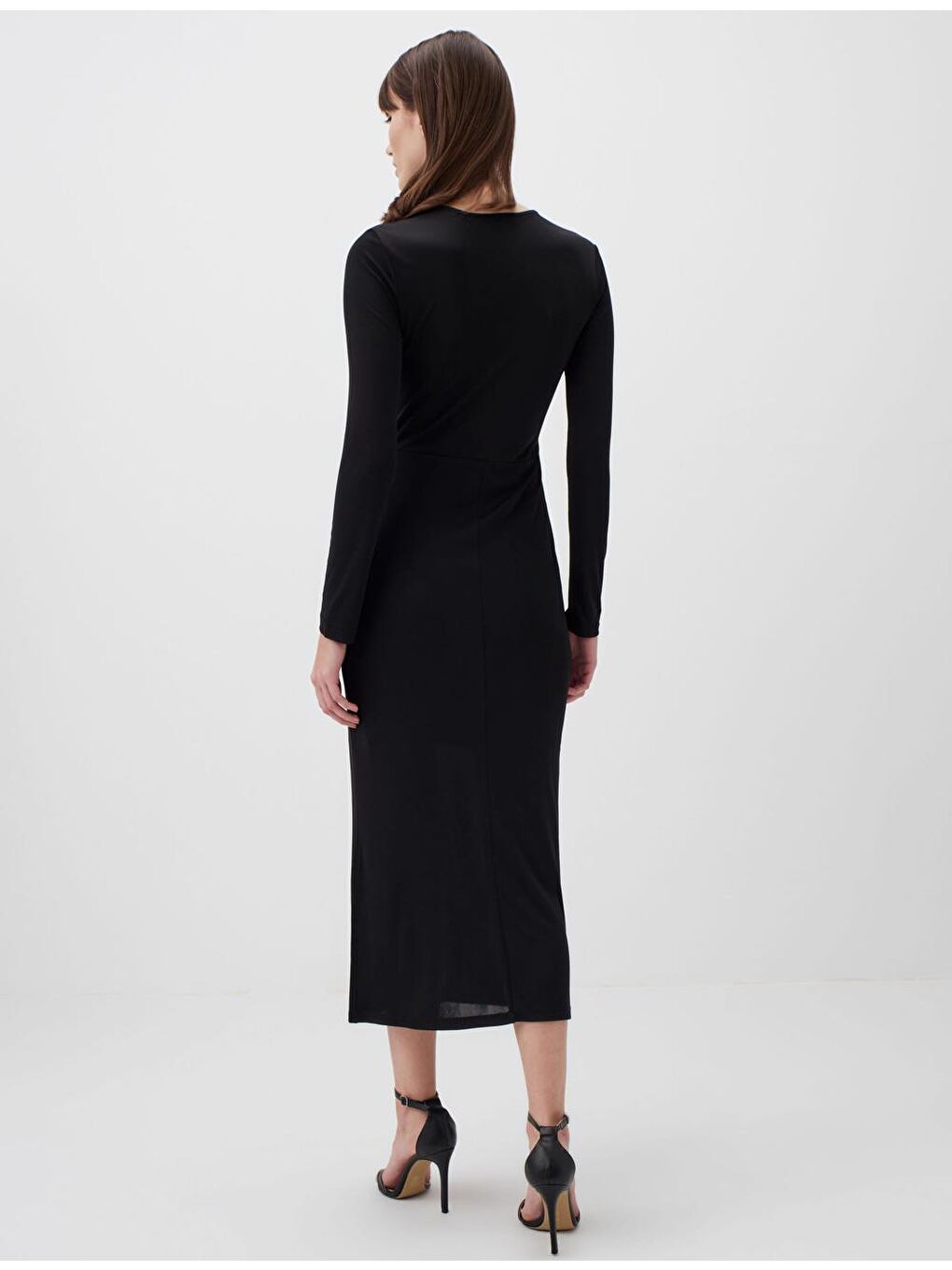 Siyah Pencere Detaylı Uzun Kollu Midi Elbise-4