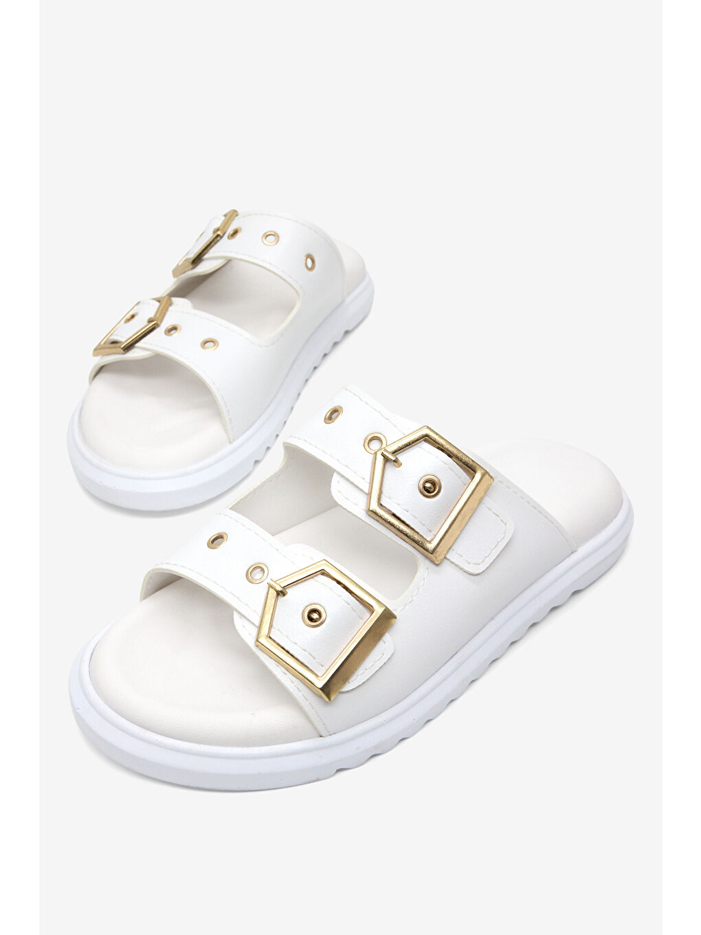 Kadın Beyaz Rahat Kalıp Çift Bantlı Toka Detaylı Terlik