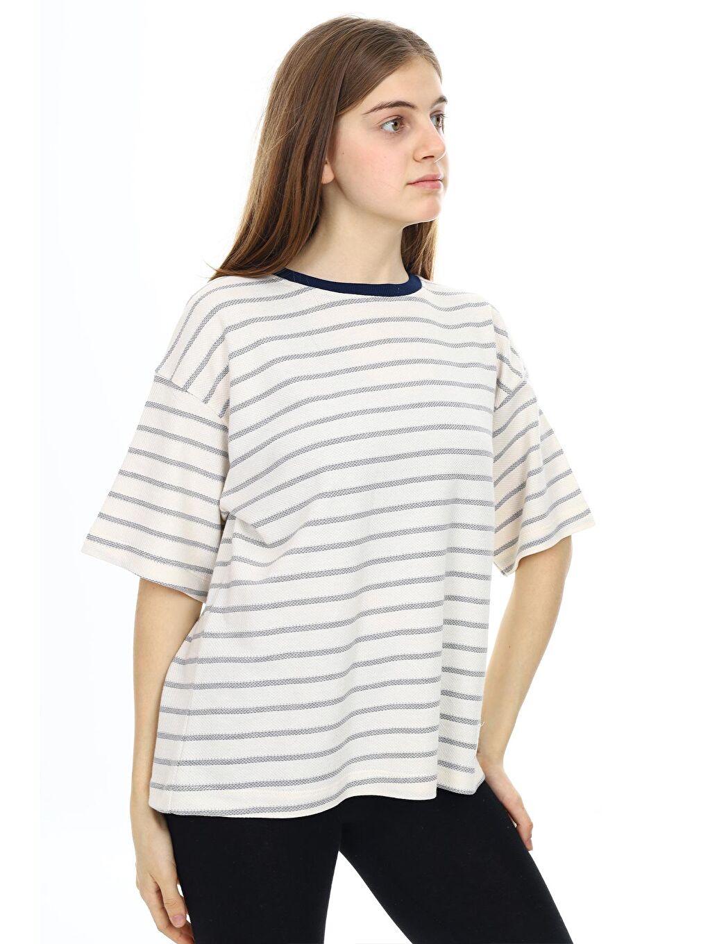 Lacivert Çizgili Bisiklet Yaka Kız Çocuk Kısa Kol T-shirt 18381-1