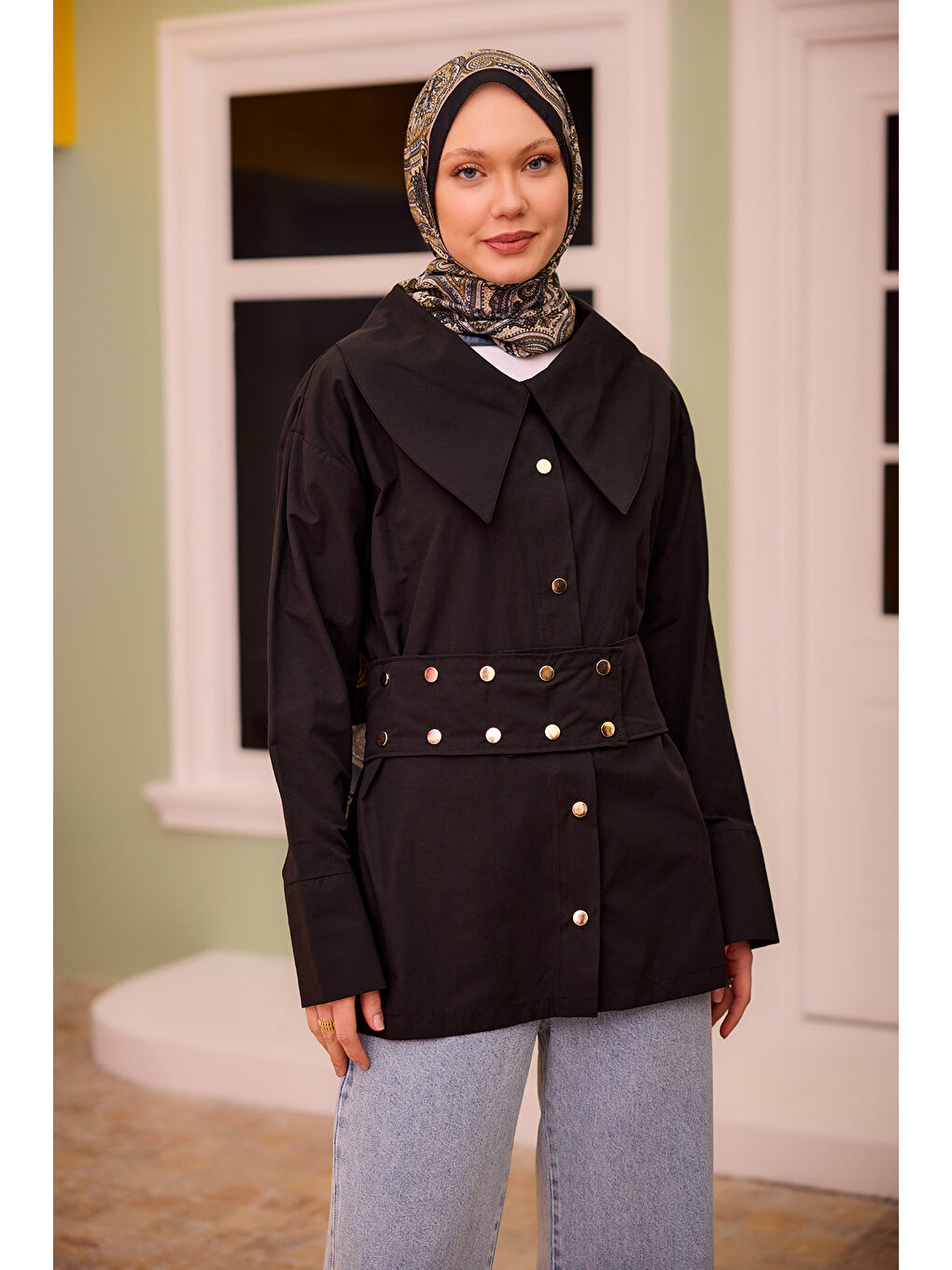 Kadın Gold Düğme Ve Kemer Detaylı Gömlek Siyah