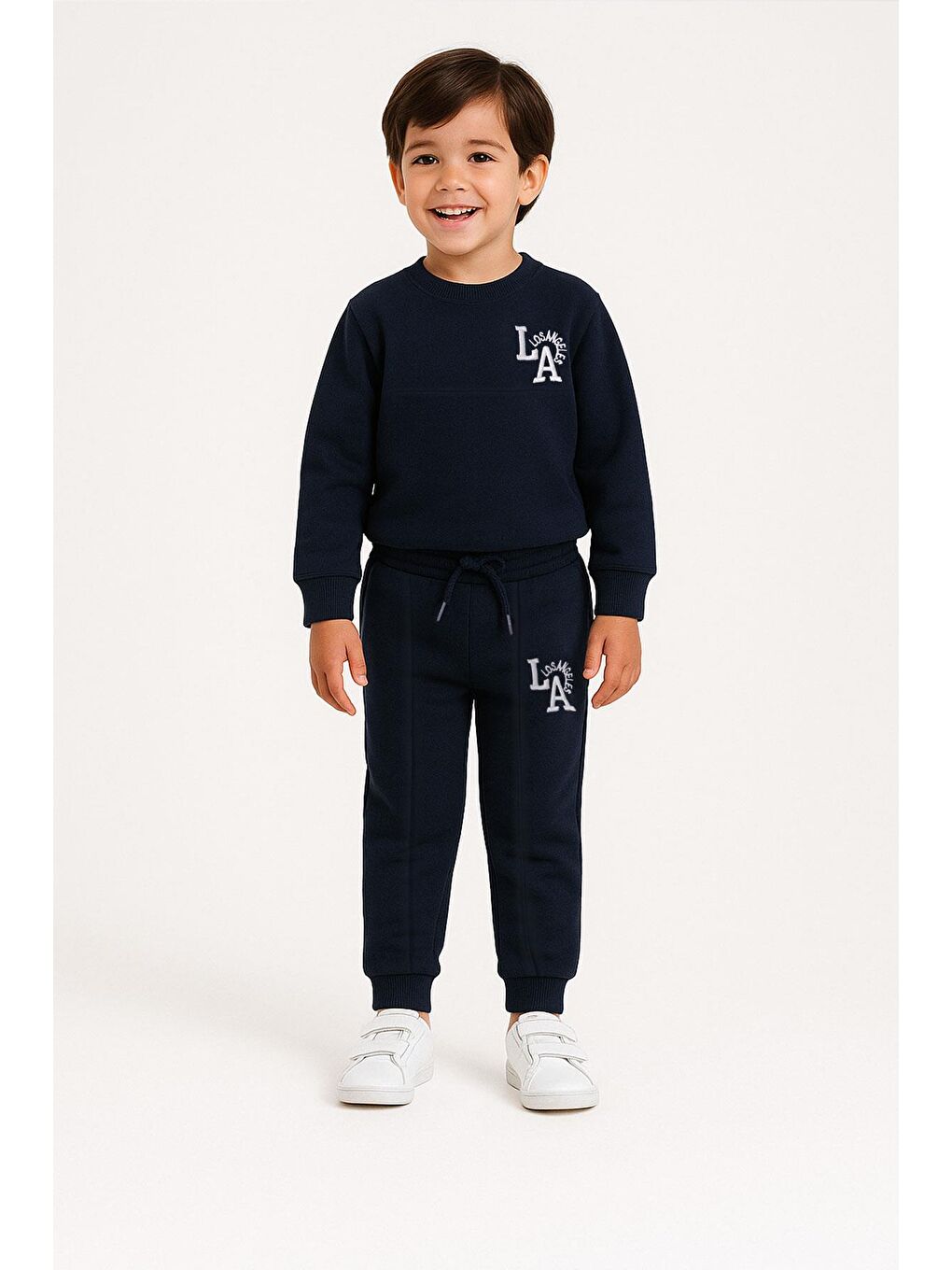 Baskılı Nakışlı Lacivert Renk Erkek Çocuk Eşofman Takımı