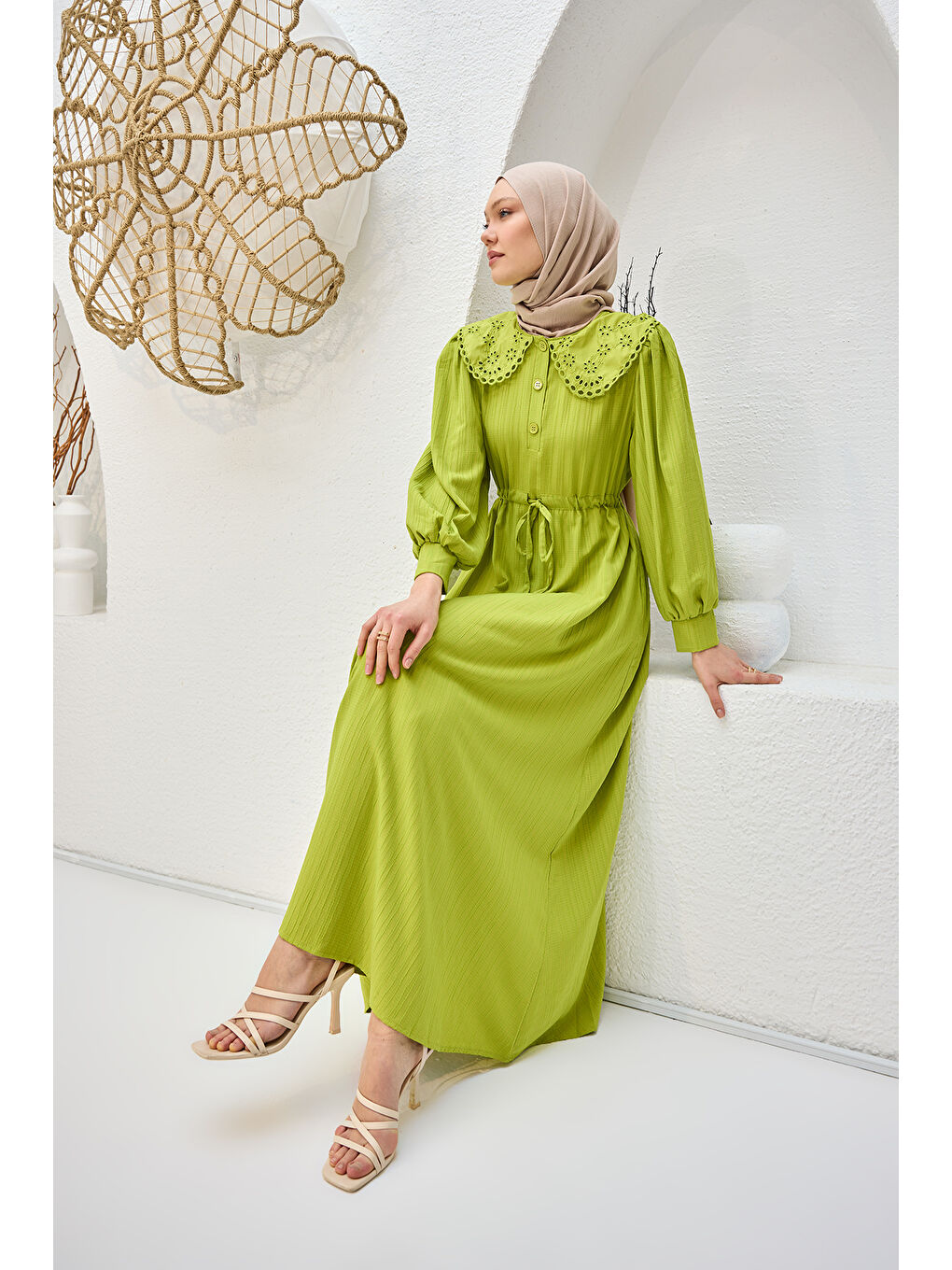 Kadın BEBE YAKA DANTEL DETAYLI ELBISE  Yeşil