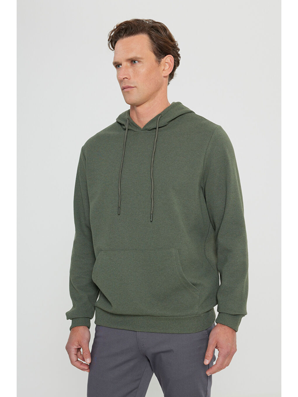 Erkek Haki 2 İplik Sıcak Tutan Standart Fit Normal Kesim Kapüşonlu Dokulu Cepli Sweatshirt-4
