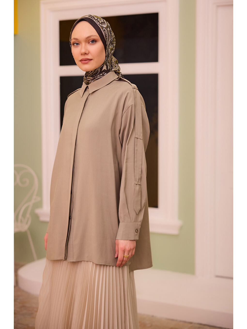 Kadın Kolu Apolet Detaylı Gömlek Yeşil-2