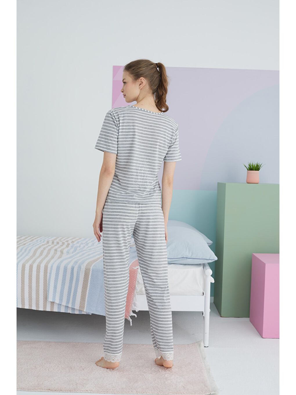 Gri Çizgili Pamuklu Örme Pijama Takım-1