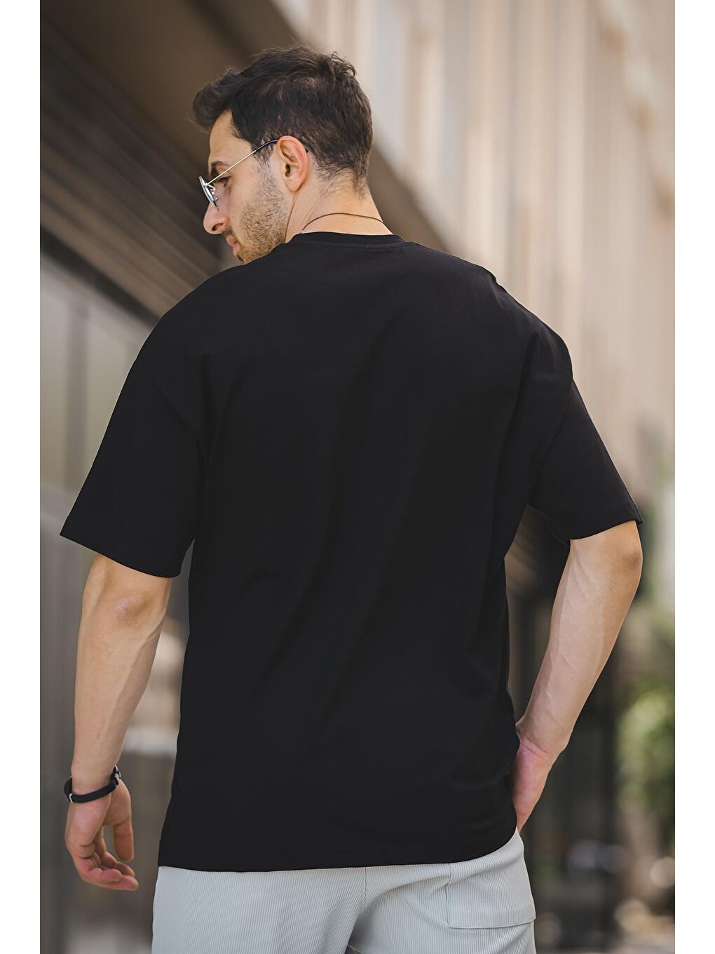 Siyah Basic Kabartma Baskılı Pamuklu Bisiklet Yaka  Erkek Tişört-3