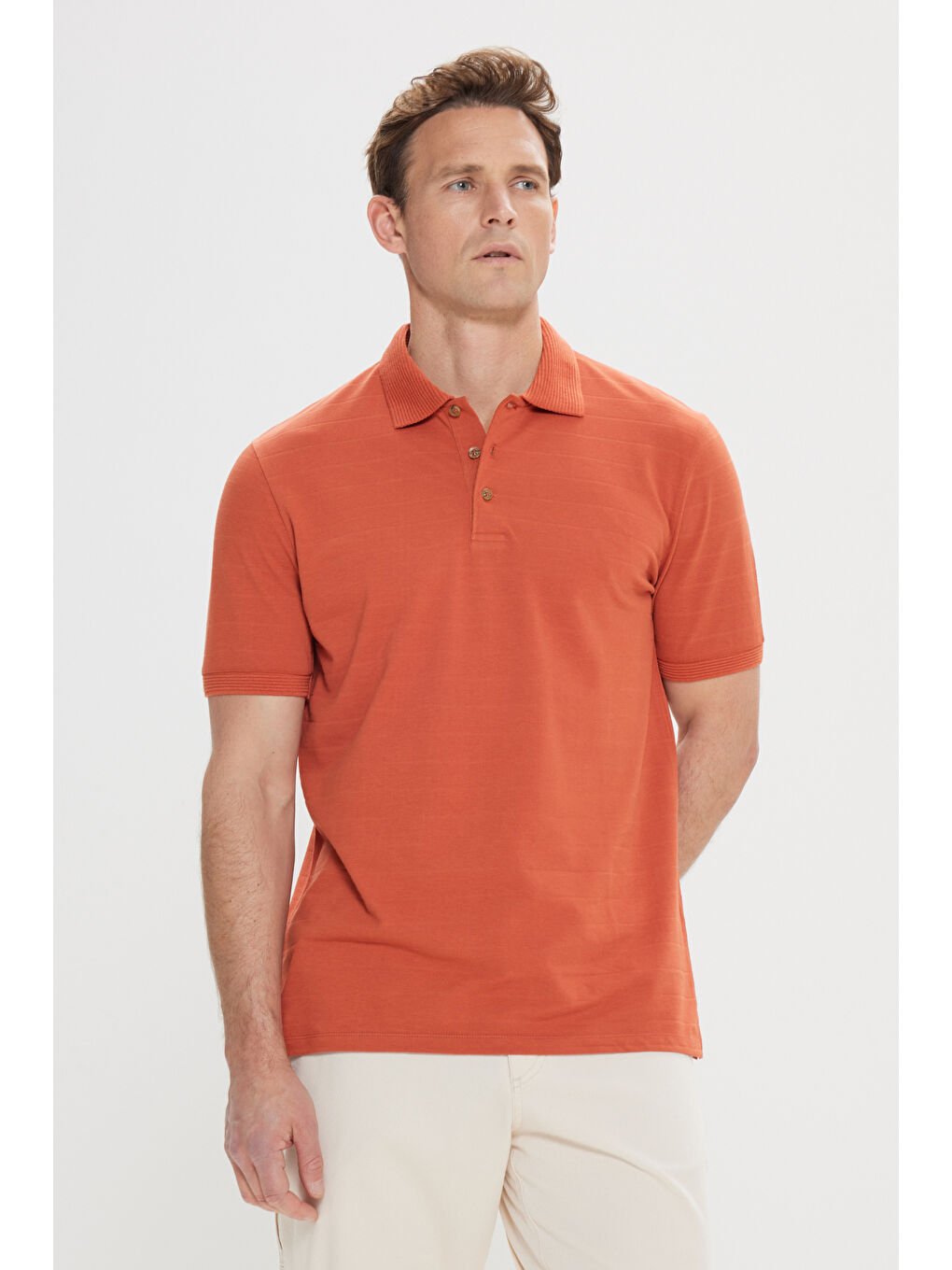 Kahverengi Erkek Kiremit Slim Fit Dar Kesim %100 Pamuk Jakarlı Polo Yaka Tişört