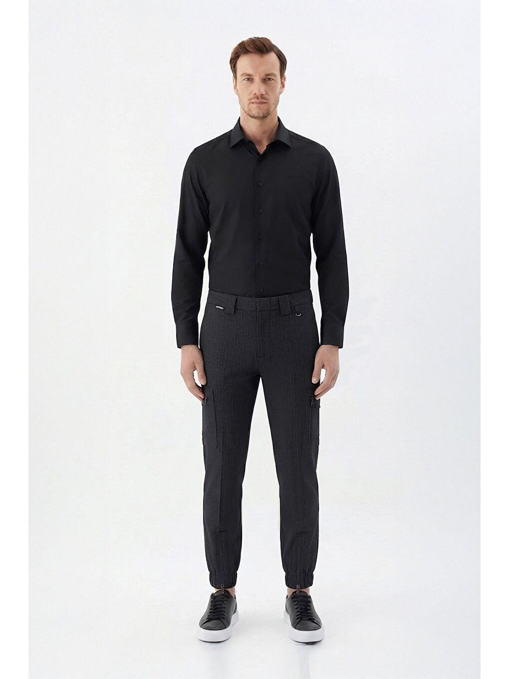 Giotelli Erkek Regular Fit Siyah Dokuma Kumaş Lastikli Paça Kargo Jogger Pantolon