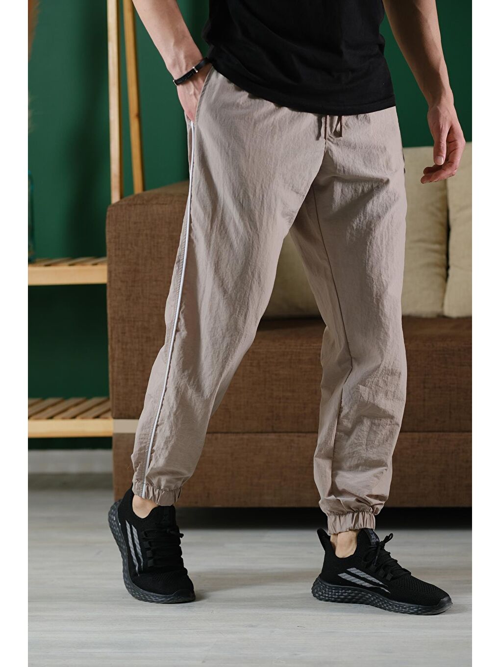 Bej Ccw Paçası Lastikli Kort Paraşüt Şeritli Outdoor Erkek Eşofman Alt-1