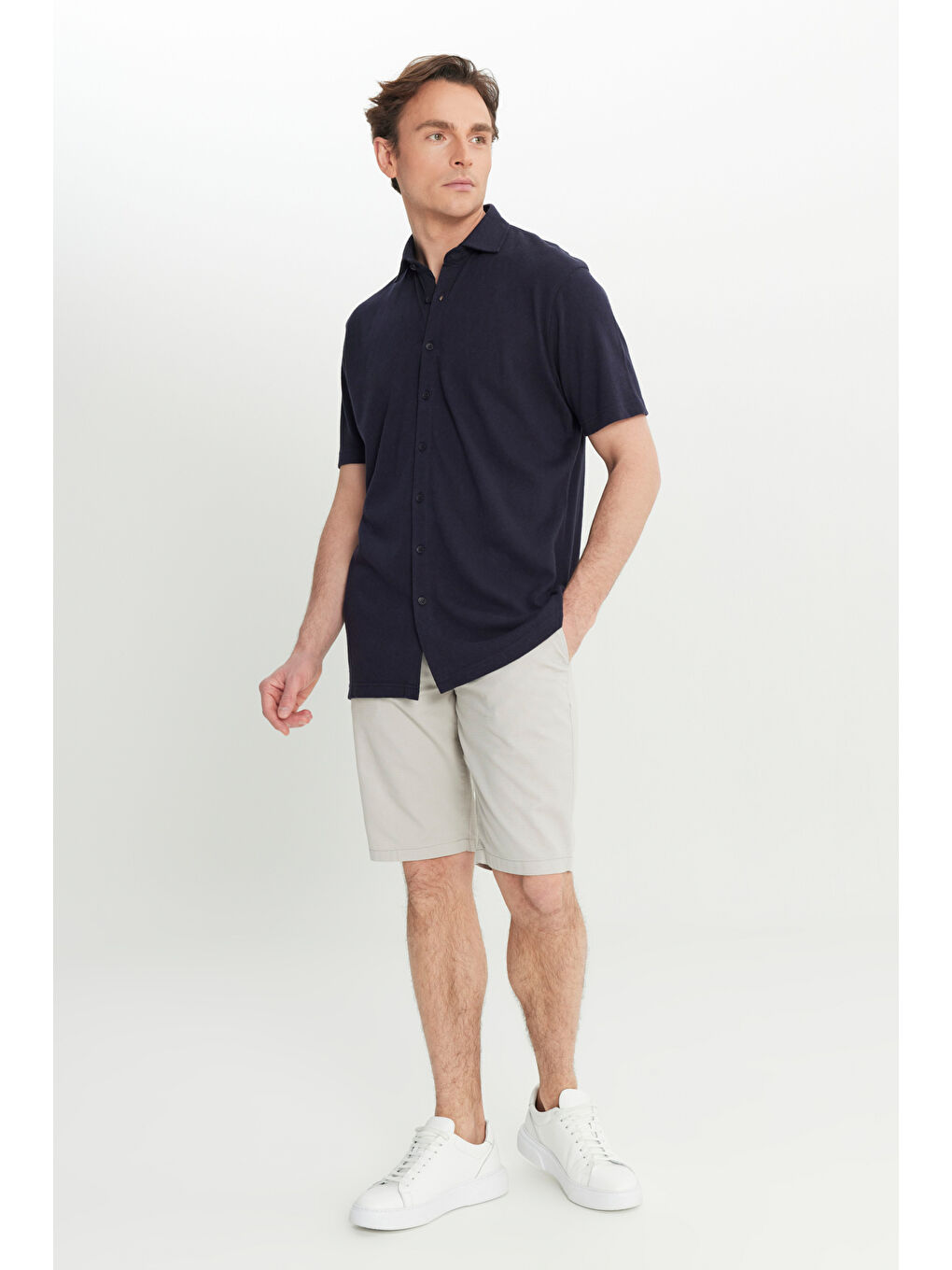 Erkek Lacivert Pamuklu Comfort Fit Rahat Kesim Klasik Yaka Örme Gömlek-1