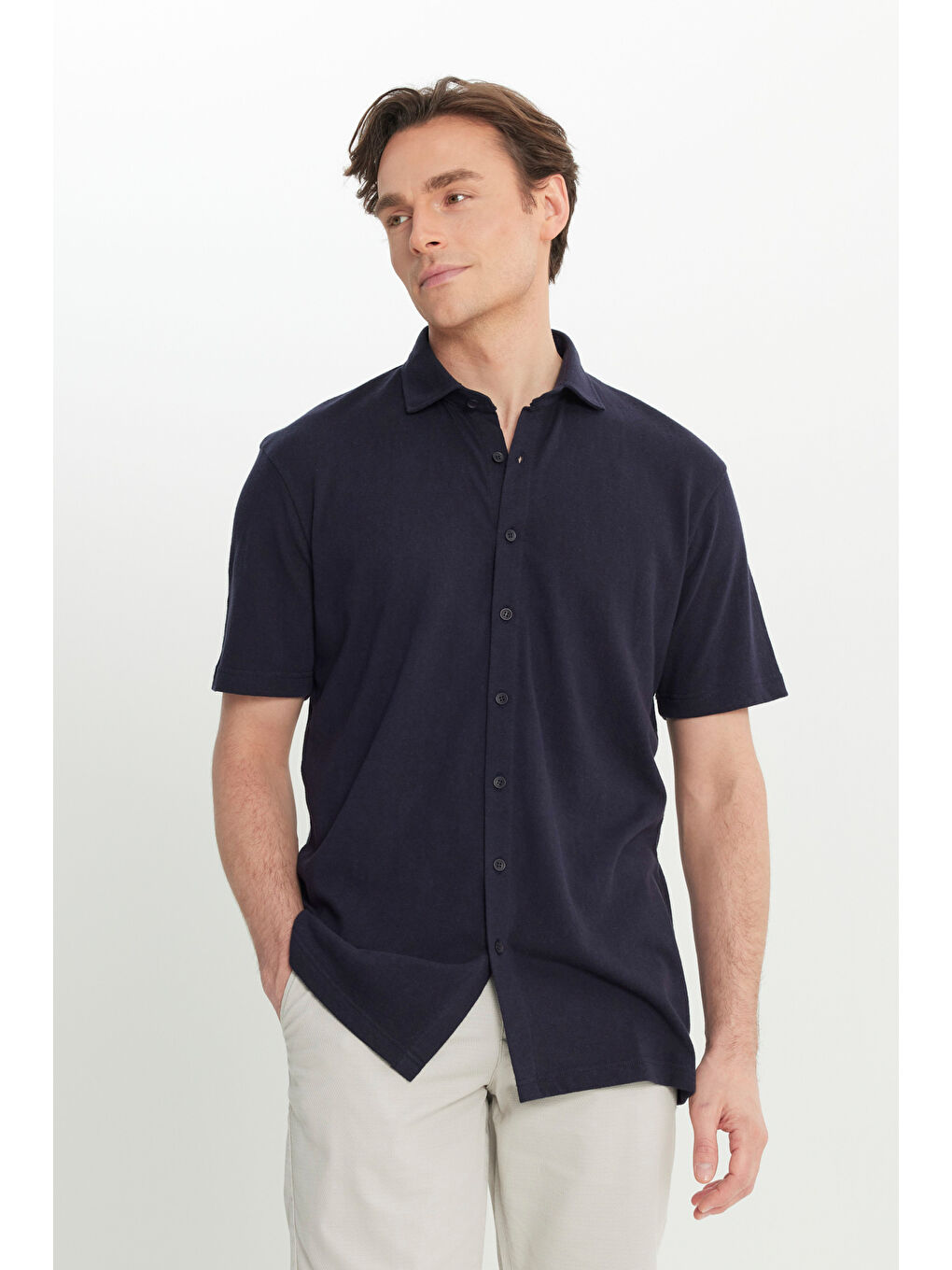Erkek Lacivert Pamuklu Comfort Fit Rahat Kesim Klasik Yaka Örme Gömlek-2