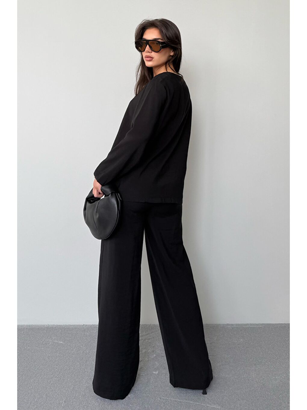 Siyah Önü Bağlamalı Alt Üst Takım Mg2473-1