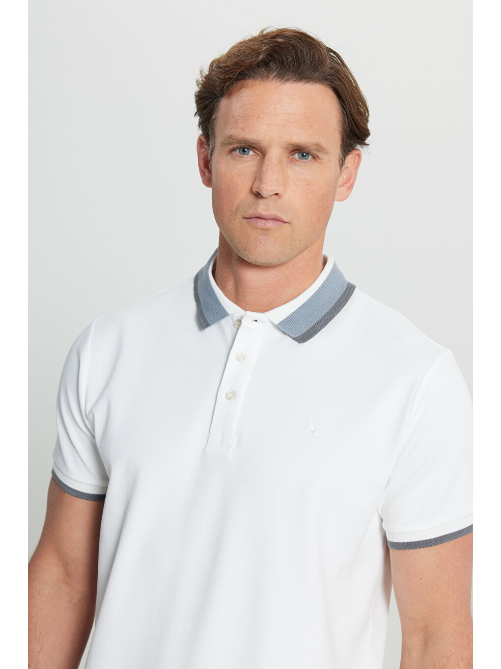 Erkek Beyaz Pamuklu Slim Fit Dar Kesim Polo Yaka Esnek Tişört-3