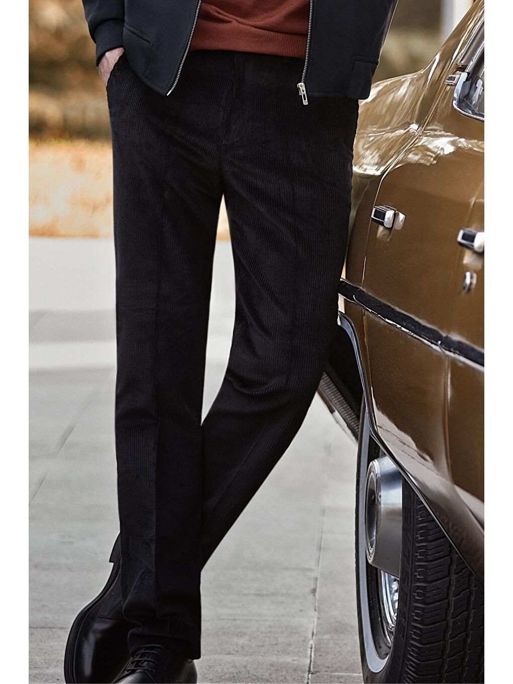 Siyah Pamuklu Yandan Cepli Comfort Fit Kadife Erkek Pantolon 1003245160