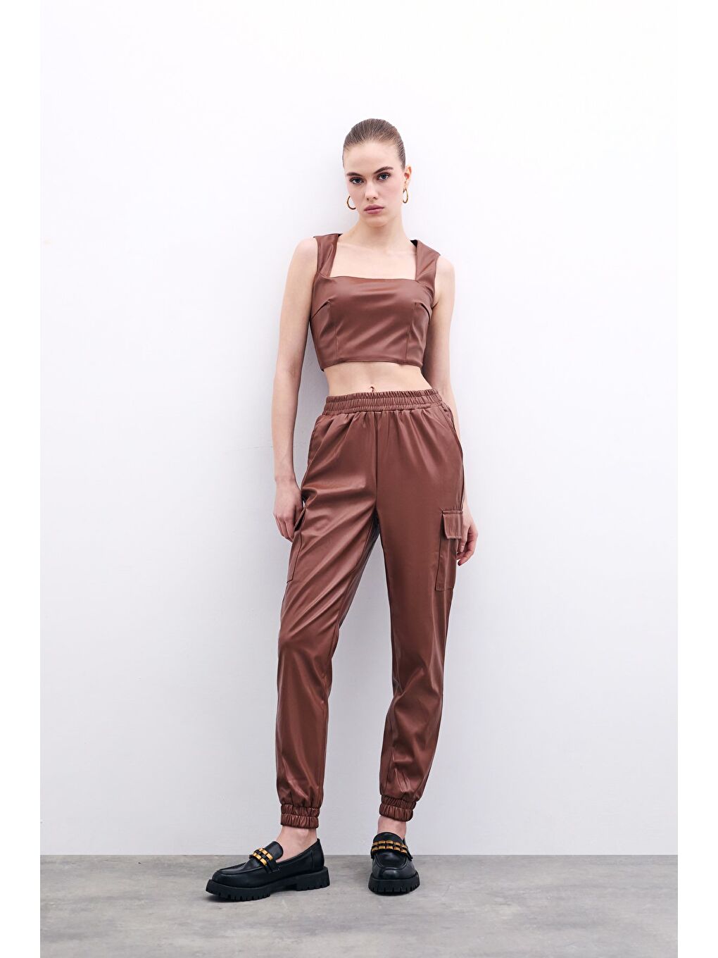 Kahverengi Cepli Kargo Pantolon - Koyu Kahve-1