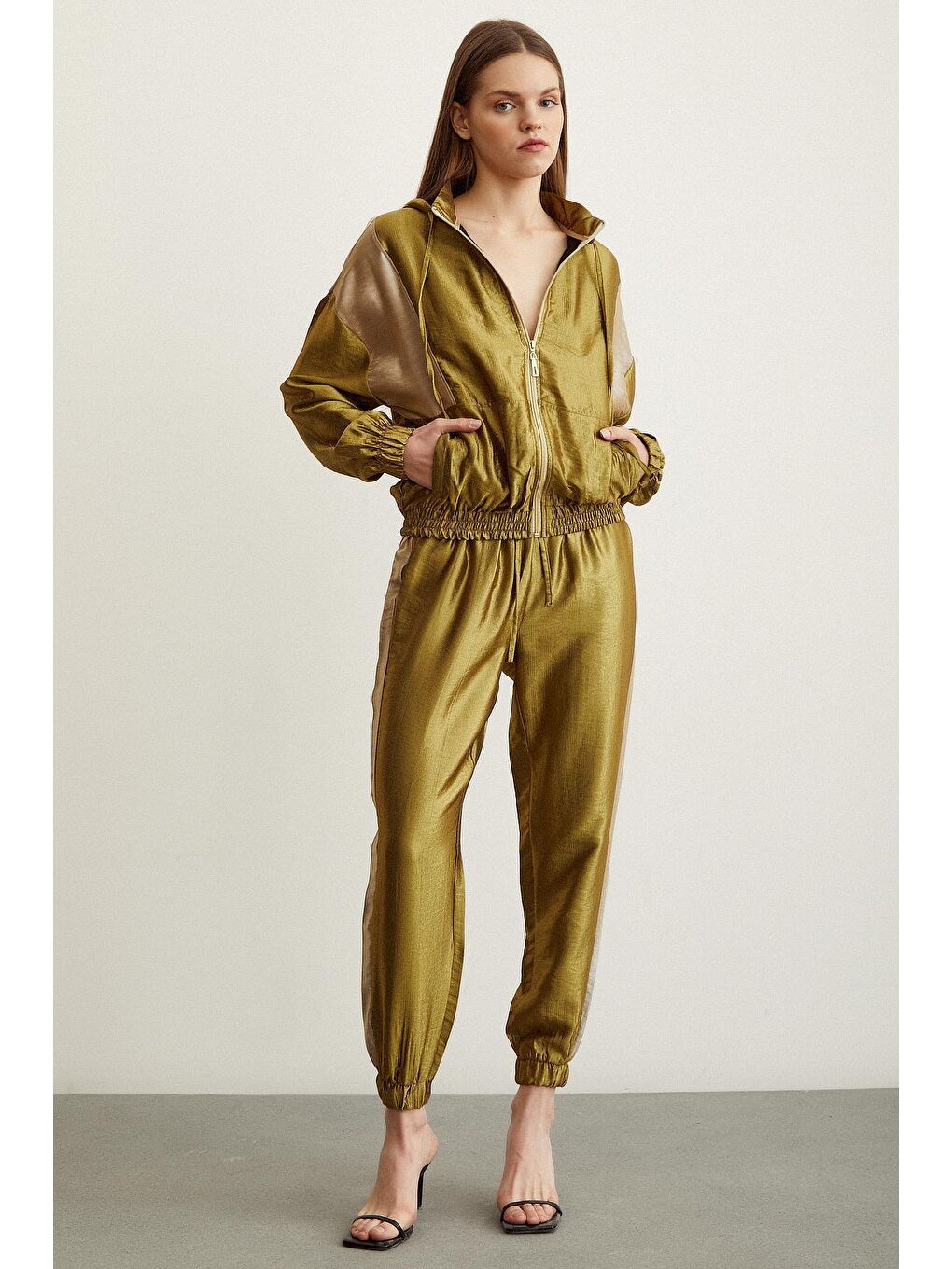 Yeşil Fermuarlı Garnili Sweatshirt-1