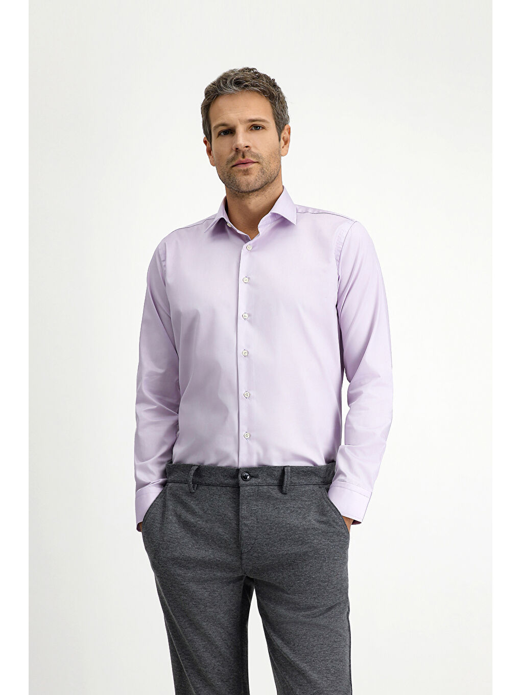 Lila Uzun Kol Slim Fit Dar Kesim Klasik Non Iron Pamuklu Gömlek
