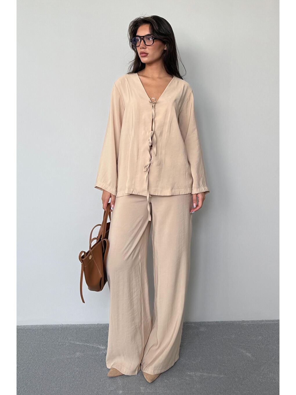 Bej Önü Bağlamalı Alt Üst Takım Mg2473-1