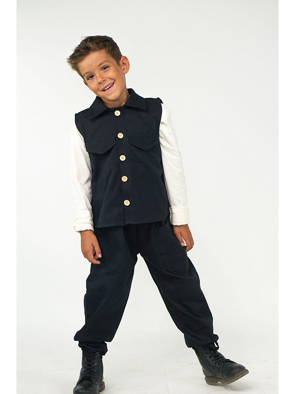 Catz Kids Siyah-Beyaz 3'lü Set Siyah Gabardin Spor Yelek + Siyah Gabardin Boyfriend Pantolon + Beyaz 2 İplik Sweat - 1