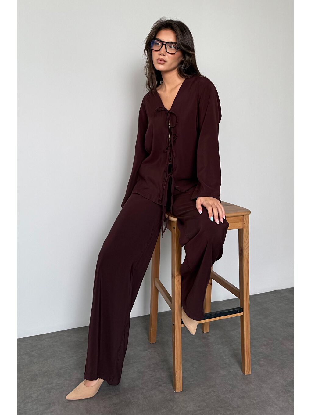 Kahverengi Önü Bağlamalı Alt Üst Takım Mg2473-1