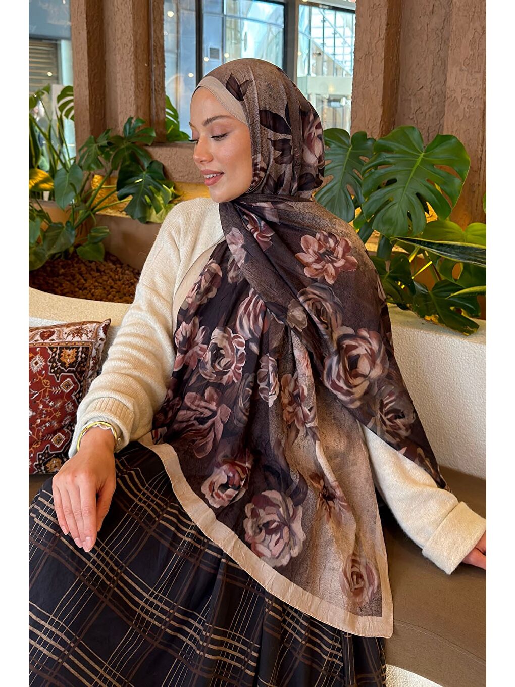 Çiçek Desen Bambu Şal Bej-2