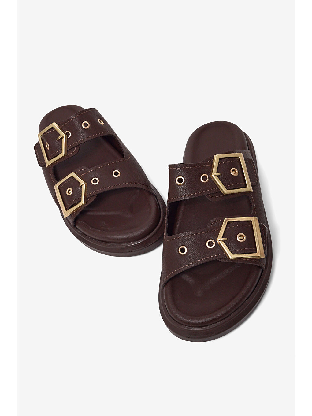 Kahverengi Kadın Kahve Rahat Kalıp Çift Bantlı Toka Detaylı Terlik-3