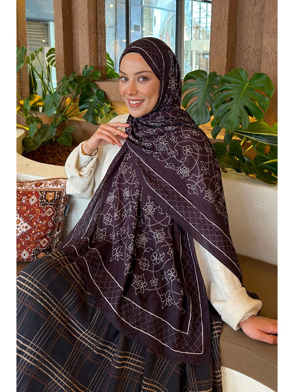 Kahverengi Geometrik Desen Bambu Şal Koyu Kahve