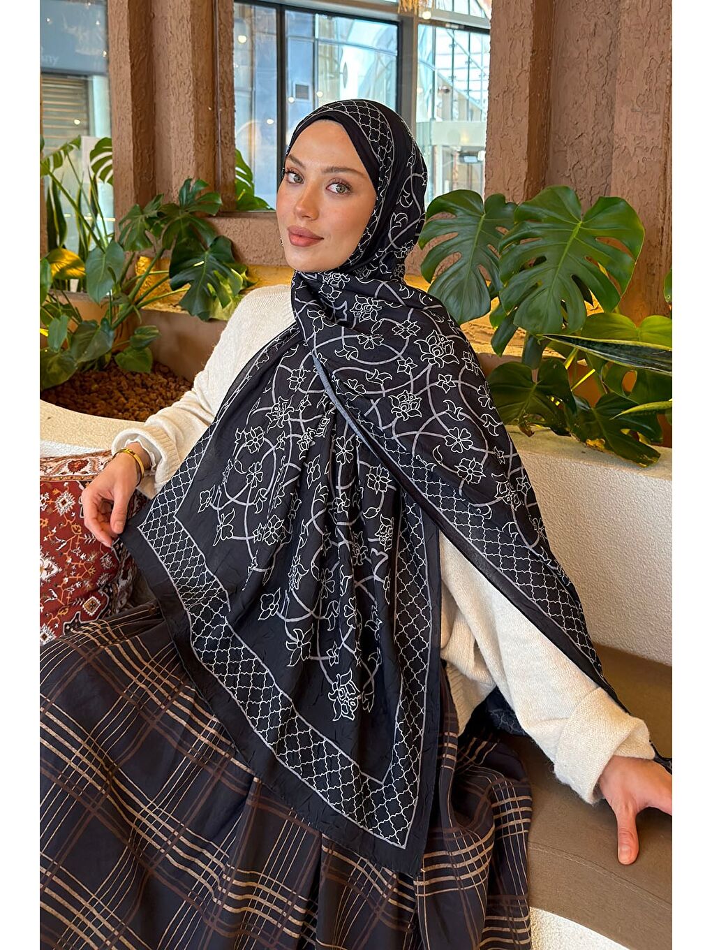 Geometrik Desen Bambu Şal Siyah-1
