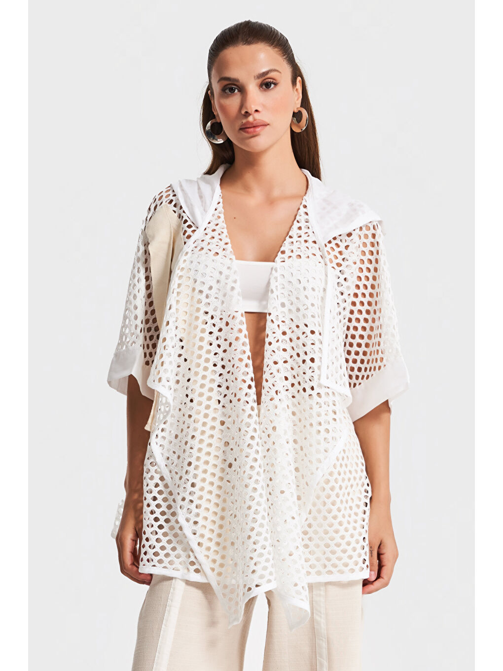 Kadın Ekru Renk Kumaş Özellikli Kapüşonlu Tasarım Pareo Yelek-1
