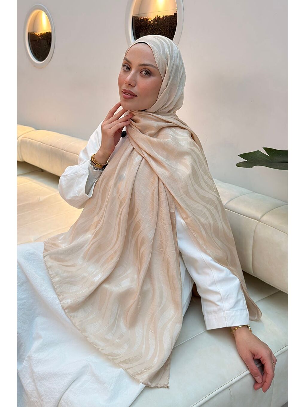 Shine Desen Ayrobin Floş Jakar Şal Bej-1