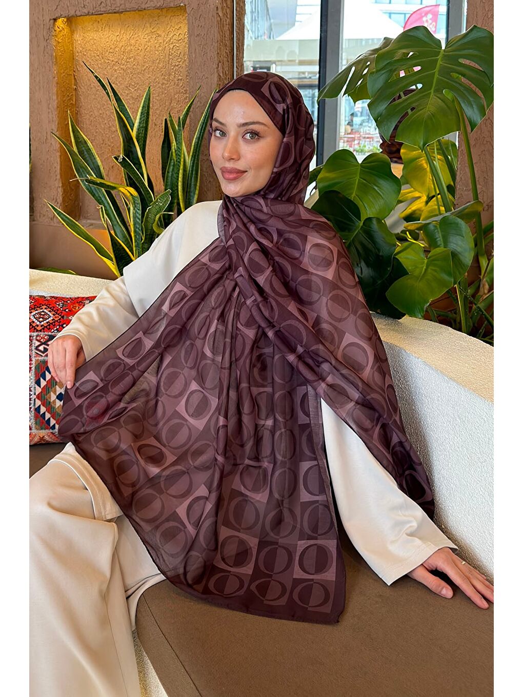 Halka Desen Ferah Şal Kahverengi-1