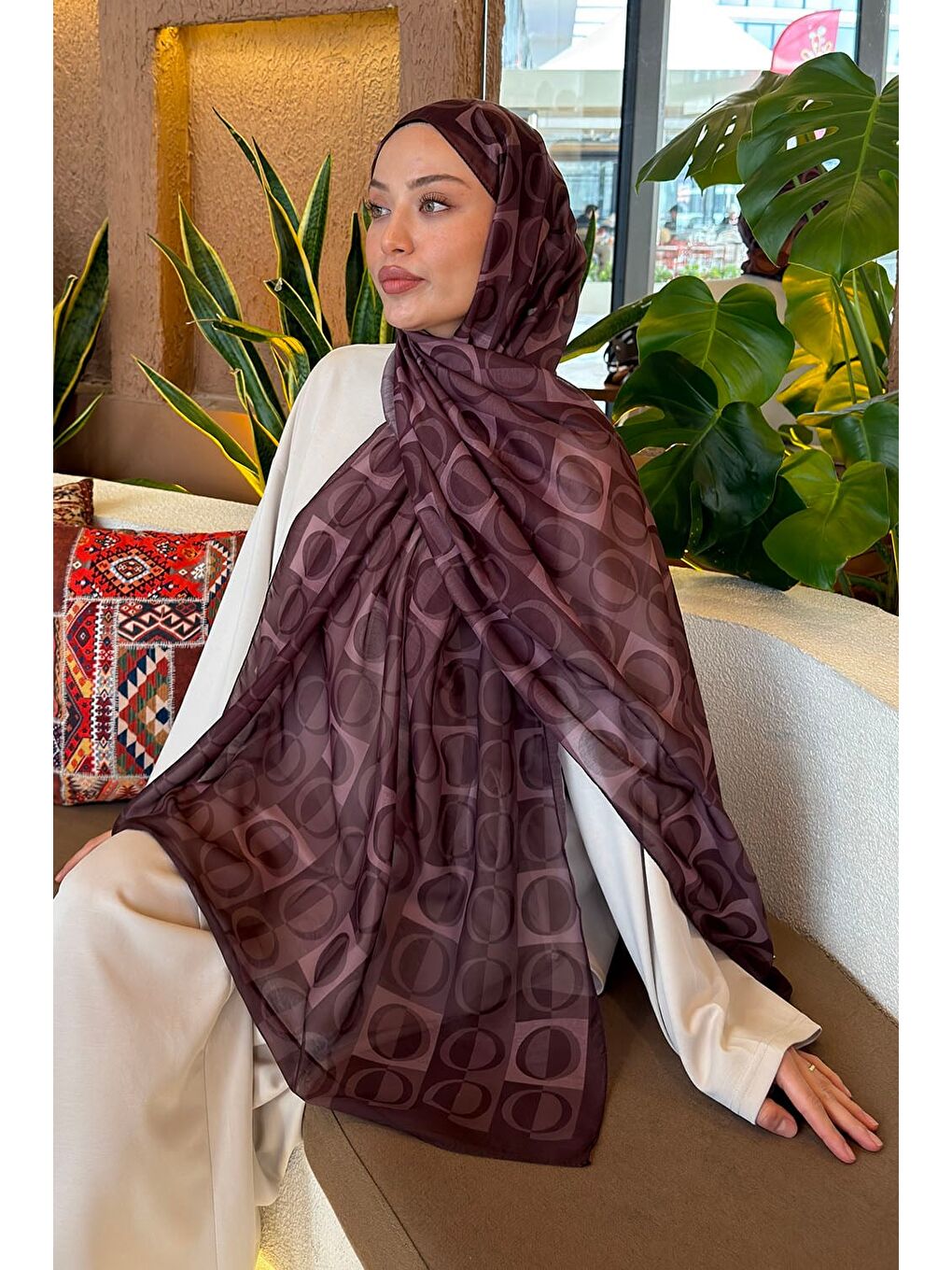 Halka Desen Ferah Şal Kahverengi-2