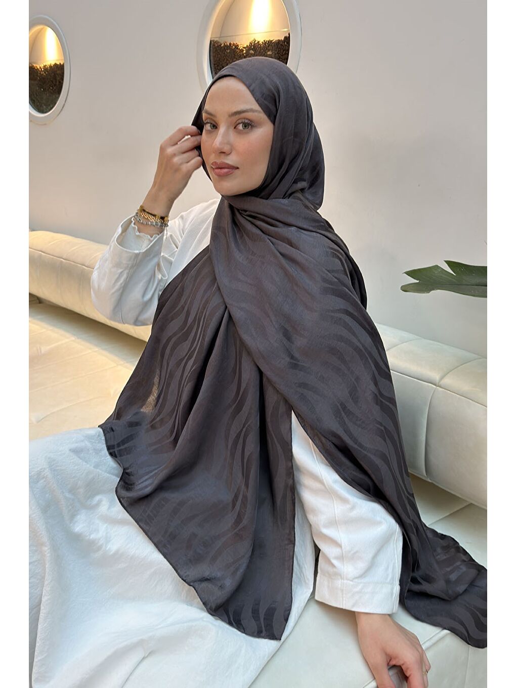 Shine Desen Ayrobin Floş Jakar Şal Antrasit-1