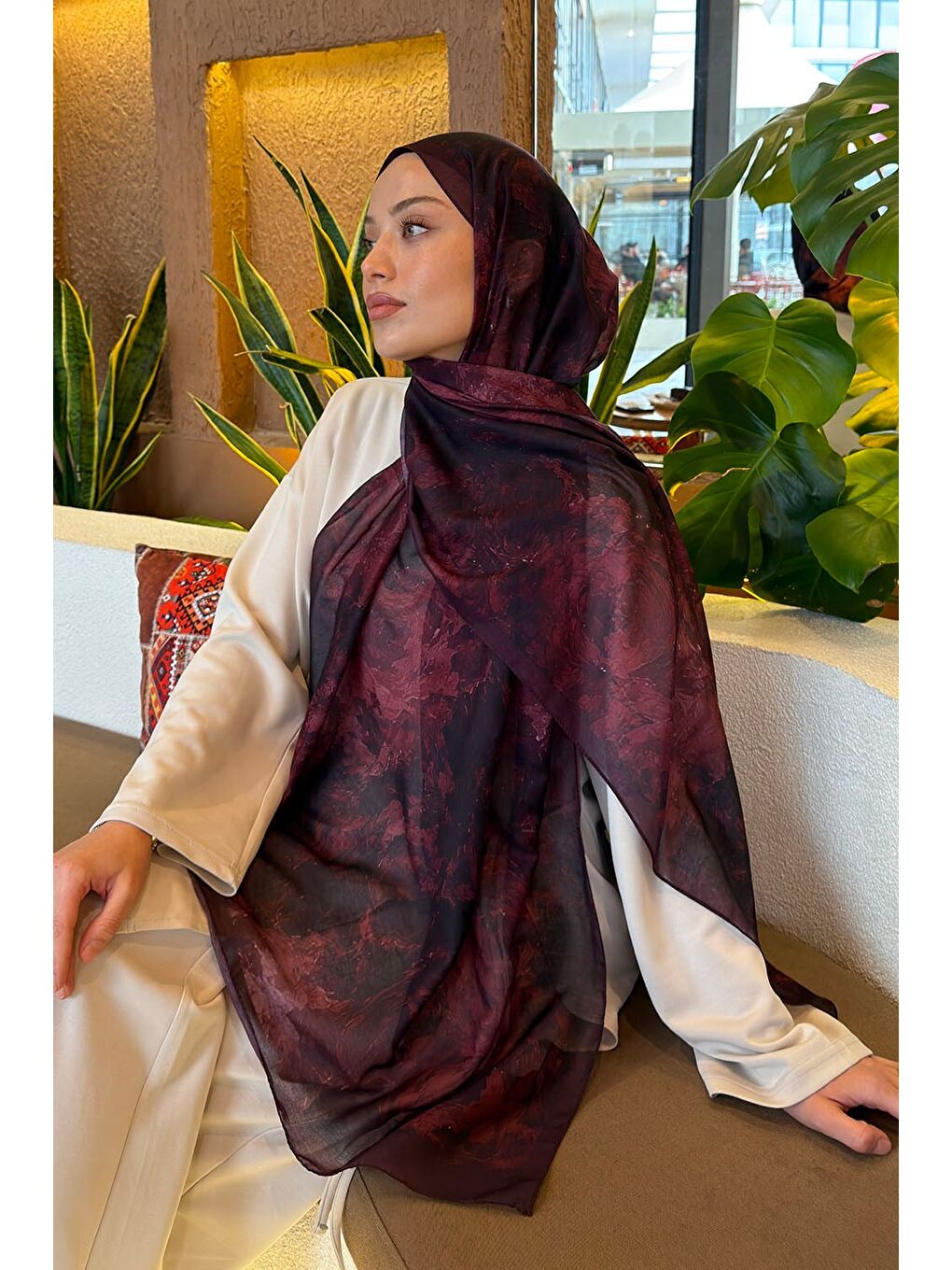 Gül Çiçek Desen Ferah Şal Koyu Bordo-3