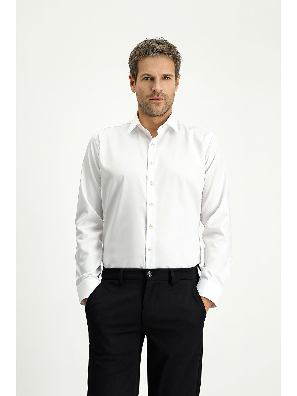 Beyaz Uzun Kol Slim Fit Dar Kesim Klasik Non Iron Pamuklu Gömlek-2