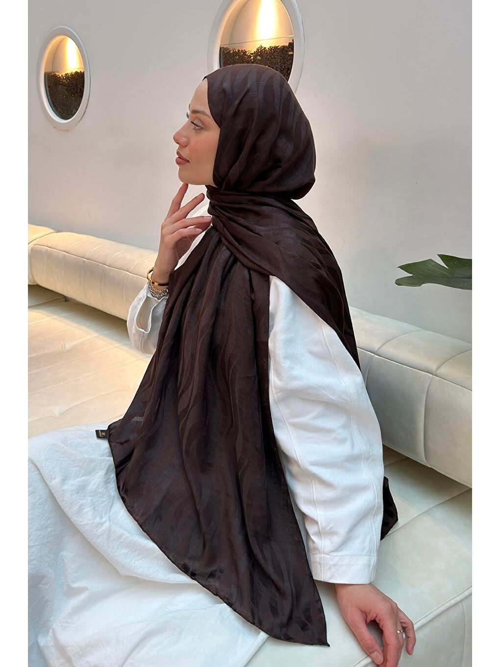 Shine Desen Ayrobin Floş Jakar Şal Acı Kahverengi-3