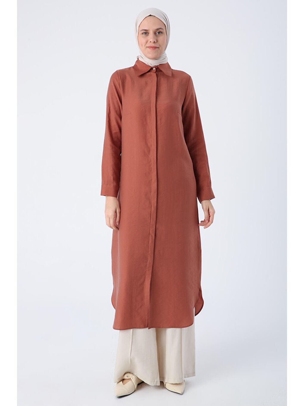 Kahverengi Tarçın Gizli Patlı Basic Uzun Gömlek Tunik-1